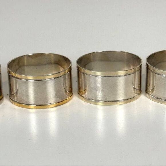 Set of Six Chrome Silver Tone Napkin Rings - Picture 3 of 6